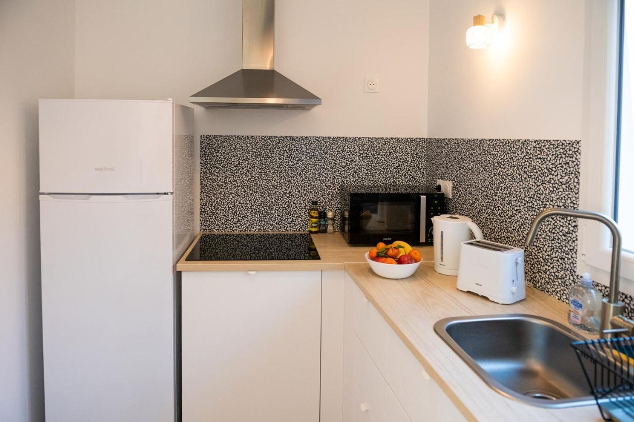 Stylish Sunrise : T3 Lumineux Au Coeur De Pau Apartment Luaran gambar