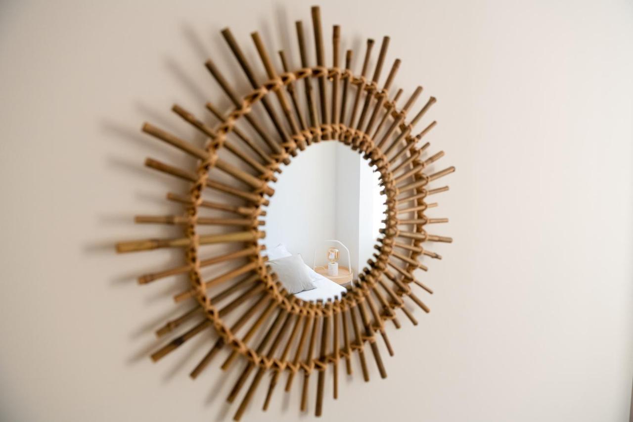 Stylish Sunrise : T3 Lumineux Au Coeur De Pau Apartment Luaran gambar
